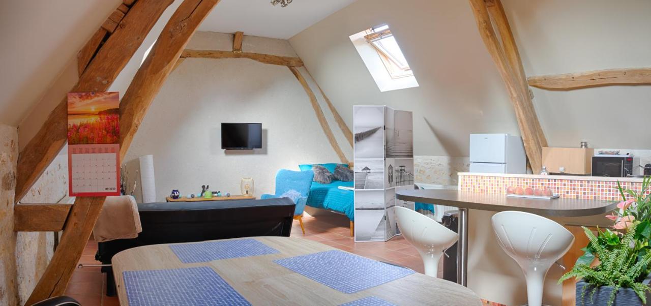 MontjavoultLa Ferme Des Nonainsアパートメント エクステリア 写真
