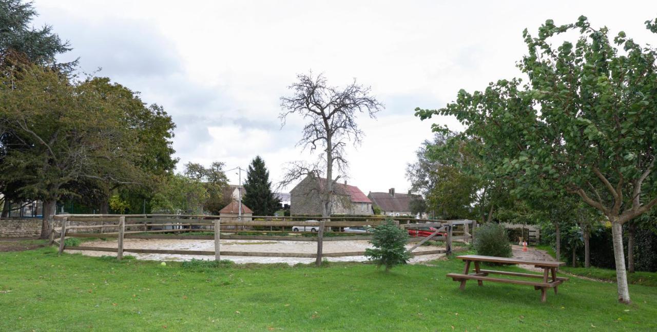 MontjavoultLa Ferme Des Nonainsアパートメント エクステリア 写真